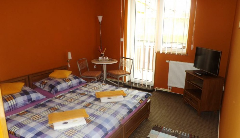Penzion Three Františkovy Lázně - Jednolůžkový pokoj, Dvoulůžkový pokoj , Dvoulůžkový pokoj s balkonem, Dvoulůžkový pokoj , Jednolůžkový pokoj s balkonem